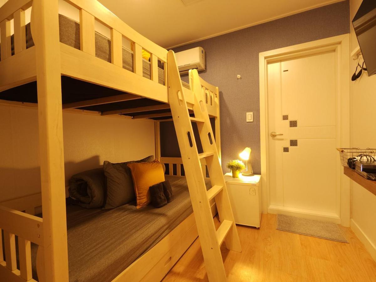 Oyo Myeongdong 5 Lodge Seul Exterior foto