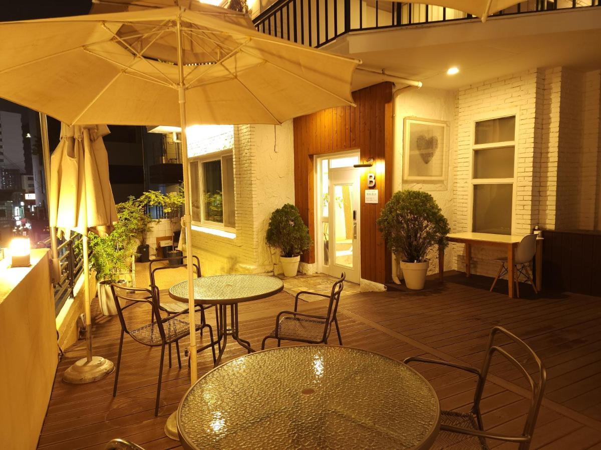 Oyo Myeongdong 5 Lodge Seul Exterior foto